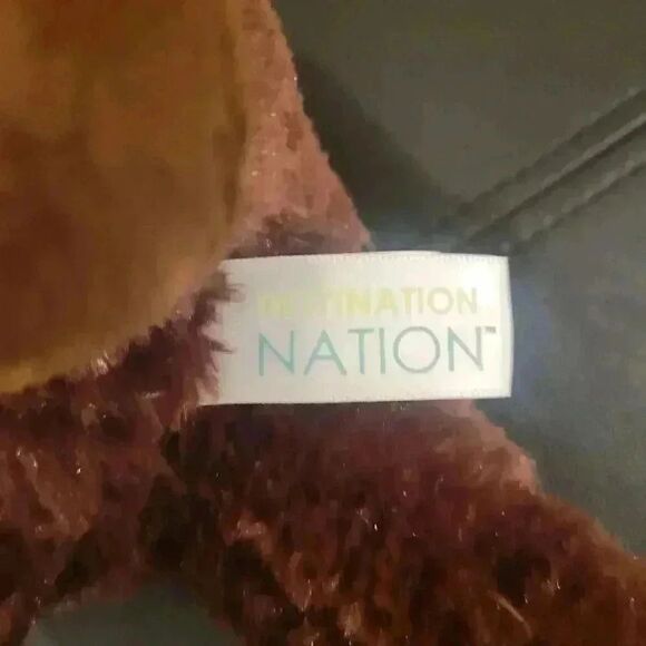 Destination Nation Playful Otter Plush Zoo Souvenir Stuffed Animal Toy EUC 16" - Picture 9 of 9